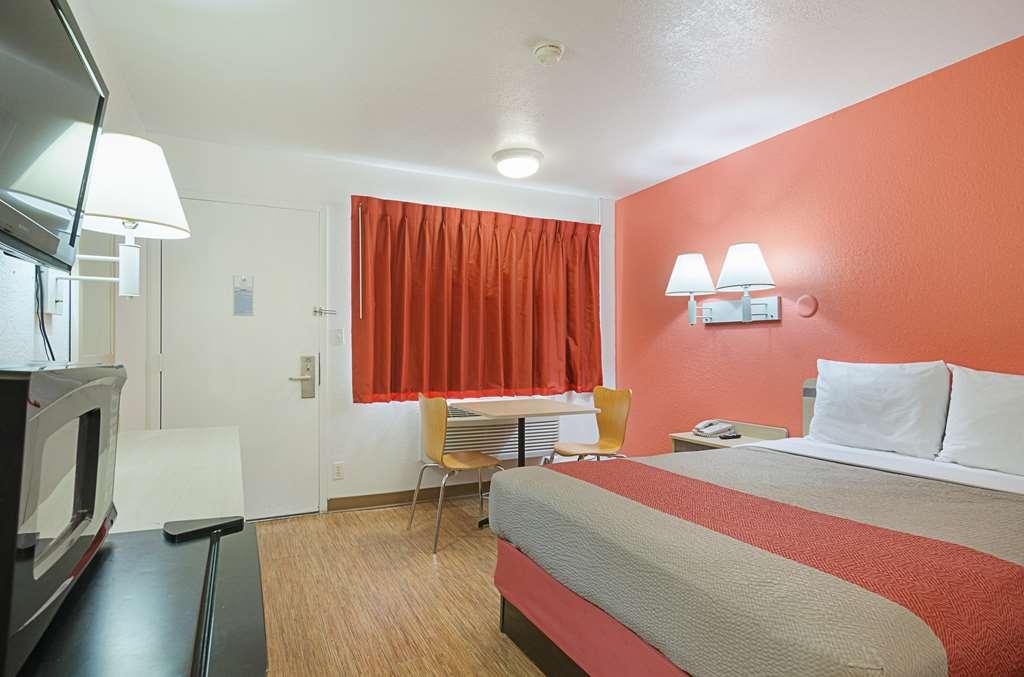 Motel 6-Topeka, KS - Northwest Zimmer foto