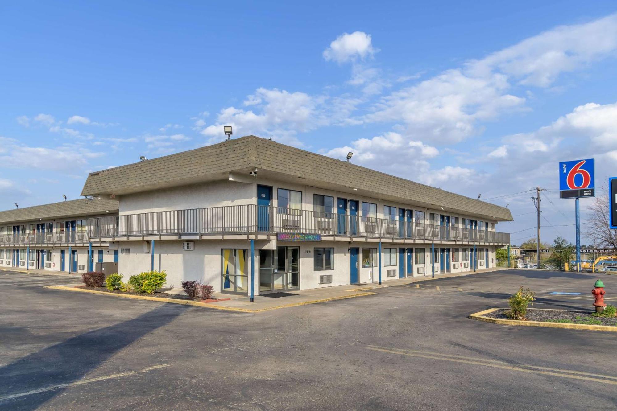 Motel 6-Topeka, KS - Northwest Exterior foto